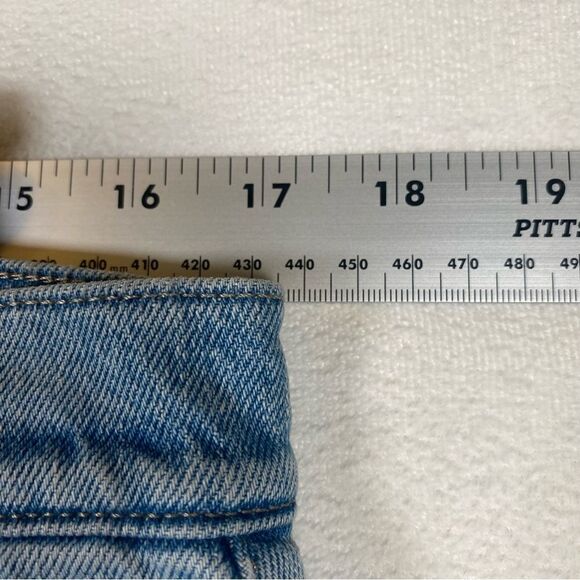 Lucky Brand Boy Mid Rise Relaxed Straight Jeans Size 12 - Picture 10 of 12